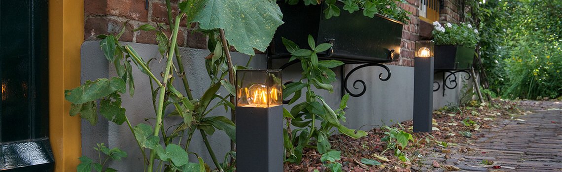 tips & tricks - garden lighting - banner
